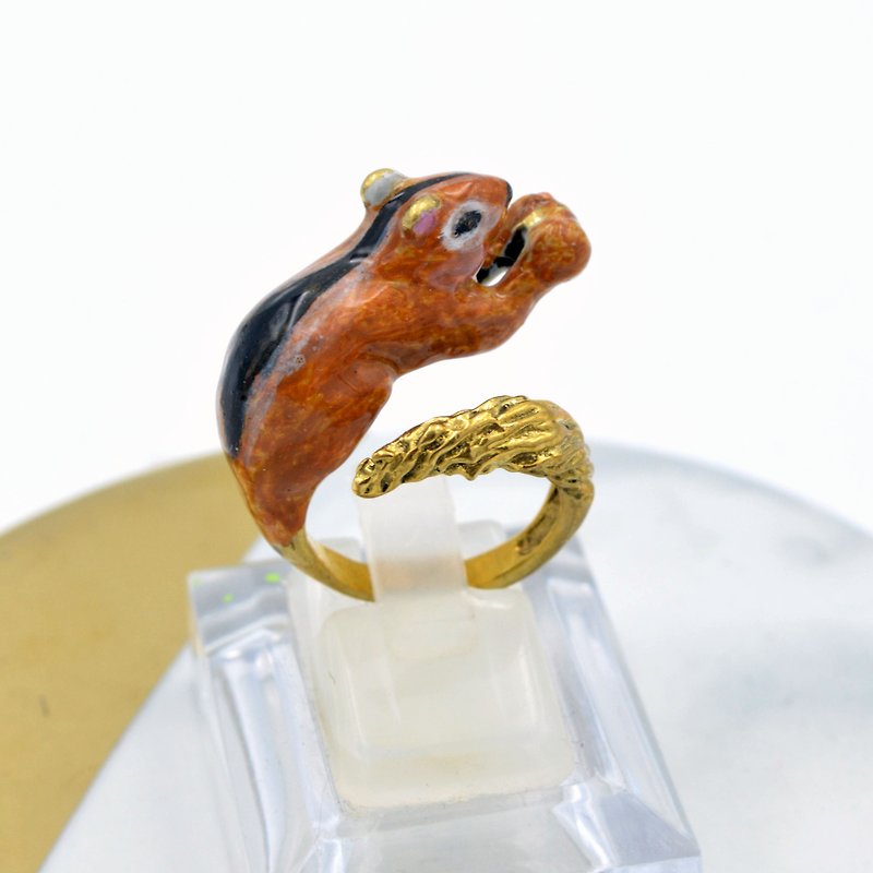 TIMBEE LO small yellow Bronze squirrel tail ring ring size can be adjusted flexion - แหวนทั่วไป - โลหะ สีทอง