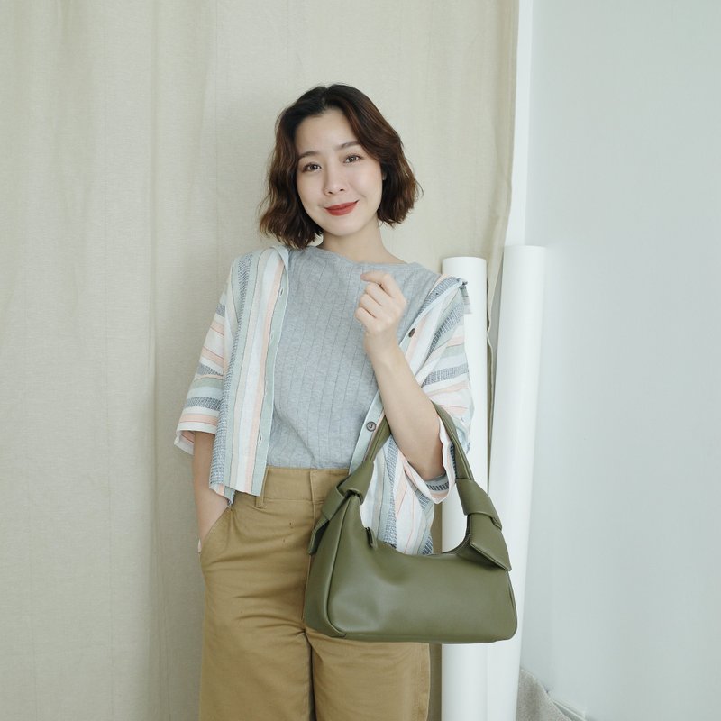 泰國品牌預購 WHITEOAKFACTORY Ho bow bag - Olive green - 側背包/斜背包 - 其他材質 綠色
