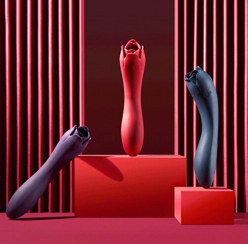 聖誕節禮物 MEESE米斯-朵拉 玫瑰造型 震動+舌舔 雙頭按摩棒 - 情趣用品 - 其他材質 多色