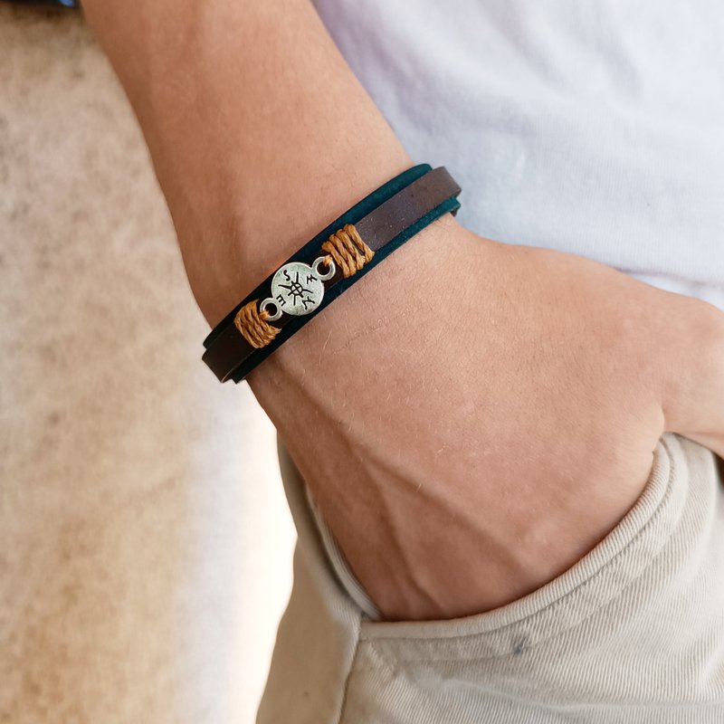 Personalized Compass Bracelet For Men/Boys, Father's Day Gift, Graduation Gift - 手鍊/手環 - 真皮 藍色