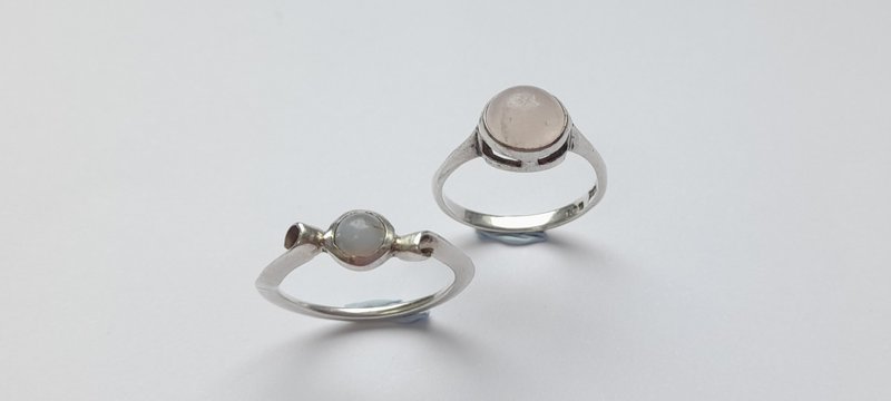 Double ring set discount-British 1970s sterling silver vintage moonstone ring rose quartz ring complete Silver seal - แหวนทั่วไป - เงินแท้ สีเงิน