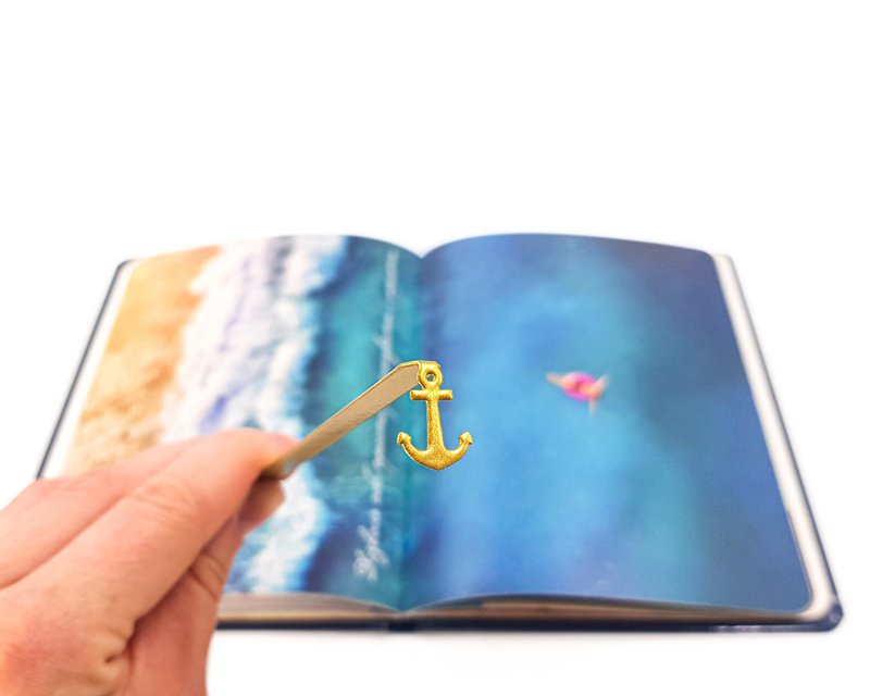 Bookmark Anchor, Small Personalized Bookish Gift for Best Friend, Avid Readers - 書籤 - 其他金屬 金色