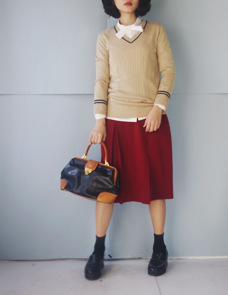 Vintage treasure hunt - retro red knit elastic discount long skirt - กระโปรง - เส้นใยสังเคราะห์ สีแดง