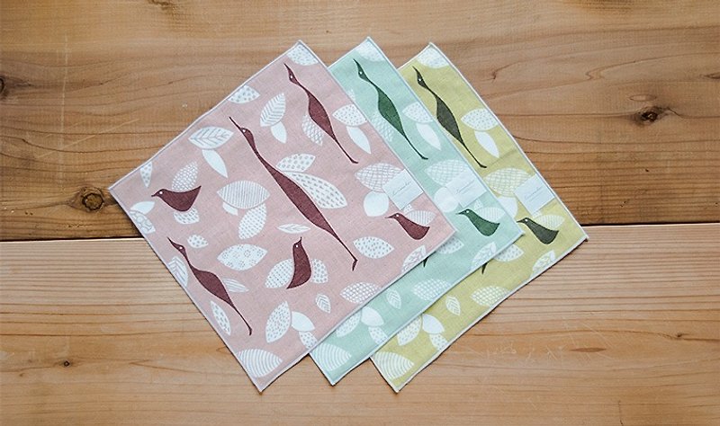 Earth Tree Hand Fair Trade fair trade -- Organic Cotton / Towel Handkerchief / Bird (pink only) - ผ้าขนหนู - ผ้าฝ้าย/ผ้าลินิน 