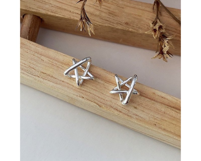 I Star I 925 sterling silver stud earrings - ต่างหู - เงินแท้ สีเงิน