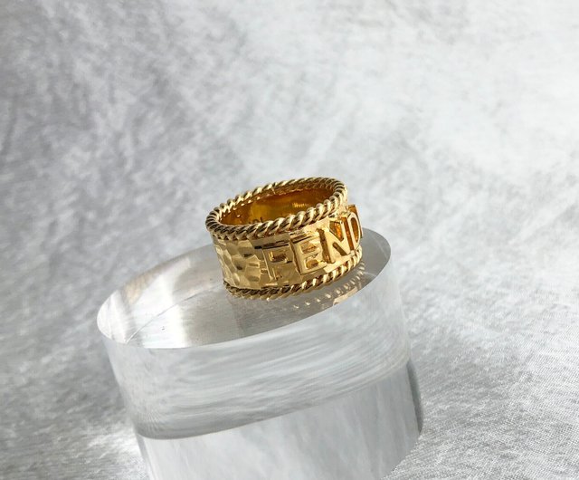 日本直送 名牌中古包 】FENDI フェンディ リング ゴールド ロゴ IT1421