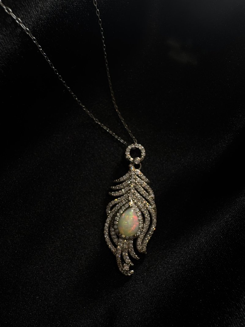 餘韻 。歐泊 項鏈 歐泊吊墜 歐泊項鏈 Opal 水歐泊 蛋白石  項鏈 - 項鍊 - 寶石 多色