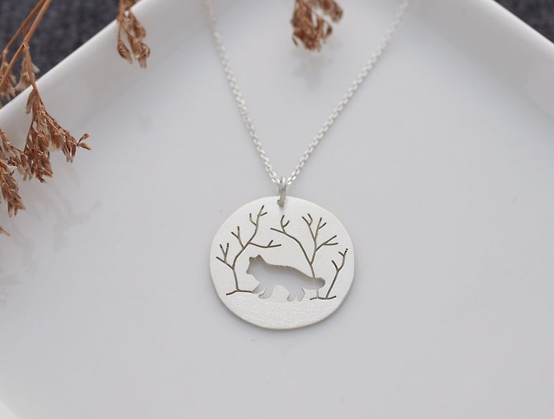 ni.kou sterling silver snow fox animal pendant necklace - Necklaces - Other Metals 
