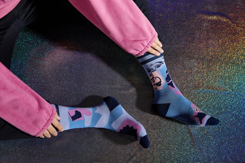 【情人節禮盒】插畫合作系列--潮流涂鴉 - 襪子 - 棉．麻 