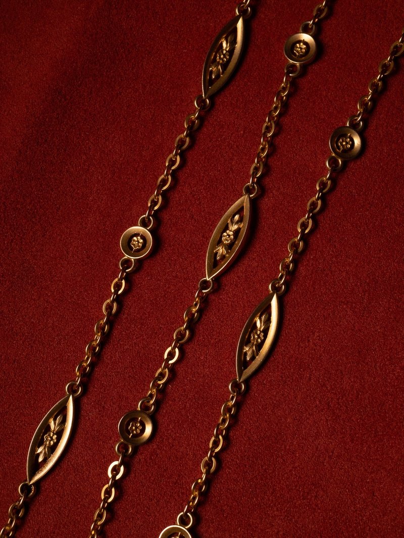 1890s French three-dimensional double-sided carved long chain - สร้อยคอ - โลหะ สีทอง