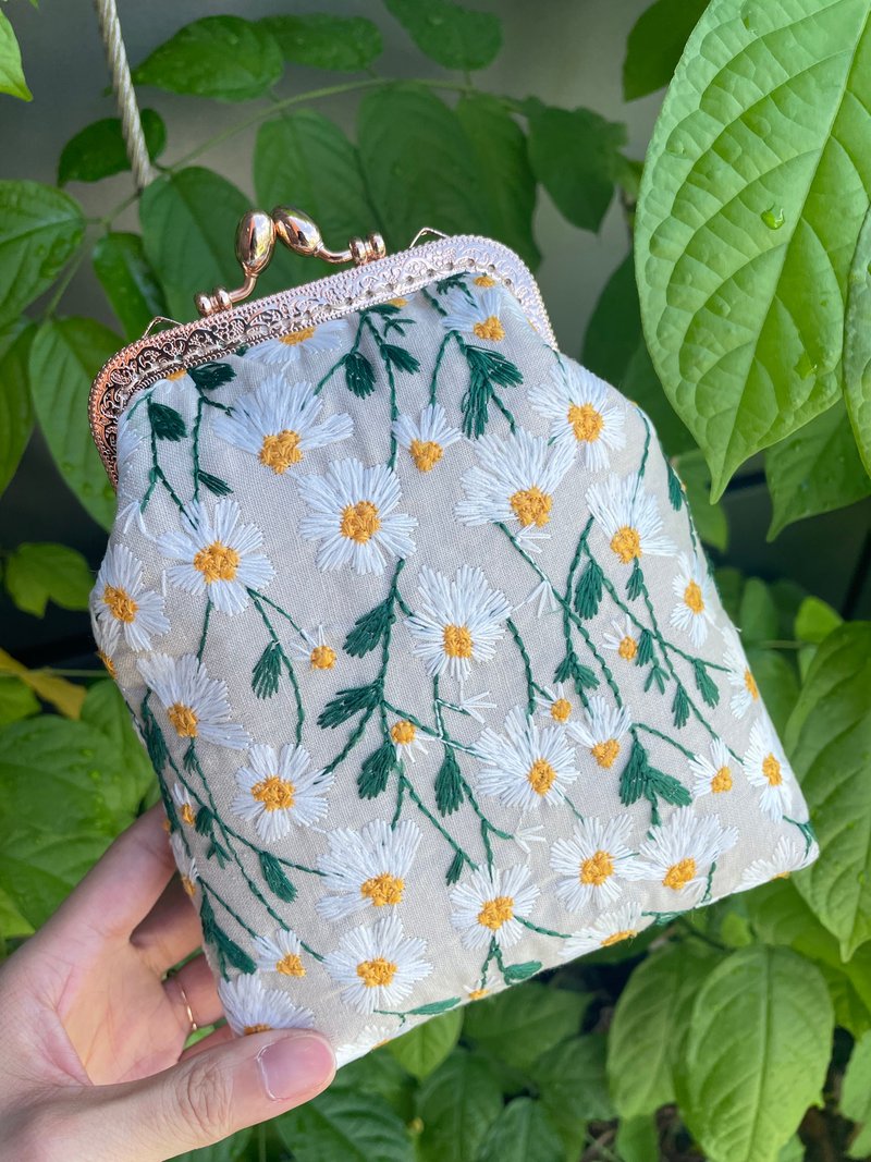 Japanese Daisy Embroidered Mini Phone Bag - Messenger Bags & Sling Bags - Cotton & Hemp 