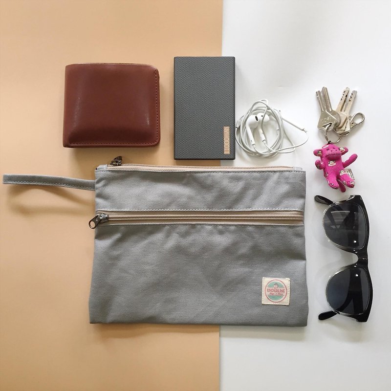 Light Gray Canvas Handbag HB03 / Clutch / daily use - 化妝袋/收納袋 - 棉．麻 灰色