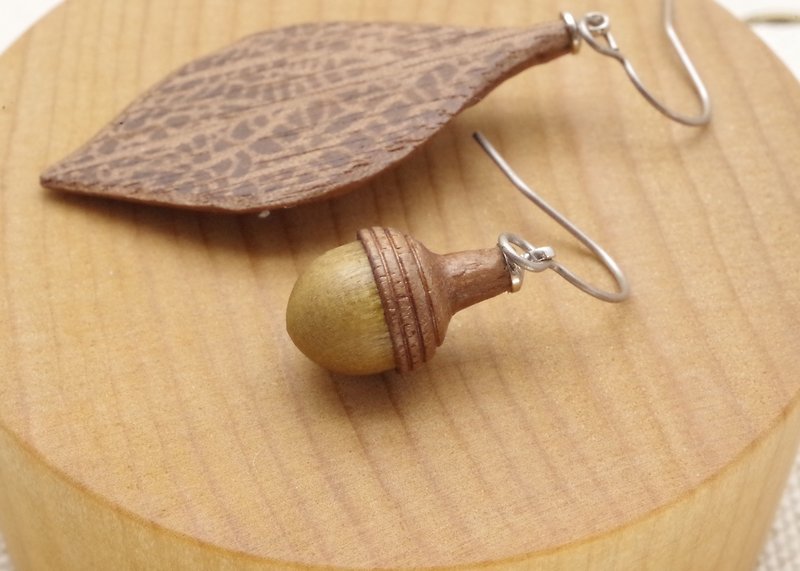 Wooden Acorn & Leaf Earring Magnolia & Walnut / Walnut - Earrings & Clip-ons - Wood Green