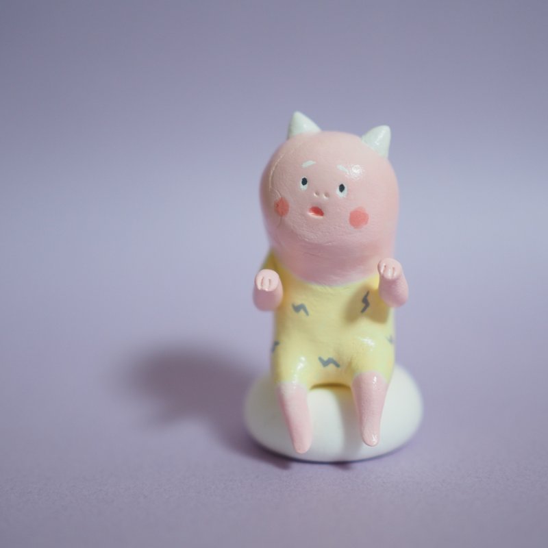Sitting romper oni - 公仔/玩偶 - 黏土 粉紅色