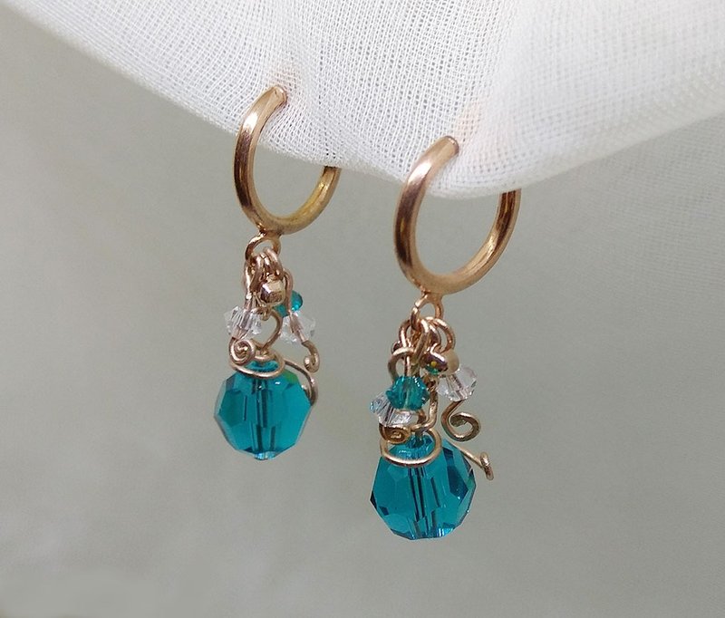 earrings with SWAROVSKI ELEMENTS - ต่างหู - แก้ว สีน้ำเงิน