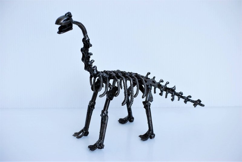 Dinosaur Metal Sculpture, Gift For Anniversary, Wow gift for Son - 擺飾/家飾品 - 其他金屬 