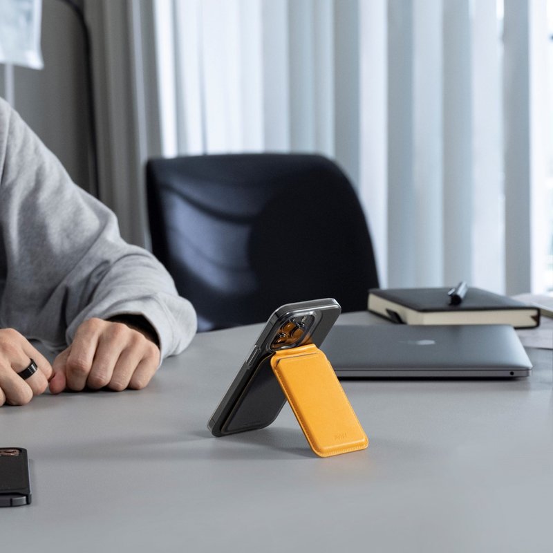 MOFT MagSafe Flash Wallet & Stand 摺疊磁吸手機支架 - 手機/平板支架 - 其他材質 紫色