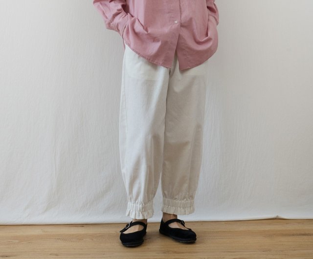 新品 定価1.7万 インターメッツォ 春夏 コットン コードレーン スラックス 86 紺 【P25404】 INTERMEZZO ストライプ ノータック パンツ 新品 定価1.7万 インターメッツォ 幾何学柄 コットン シャツ M