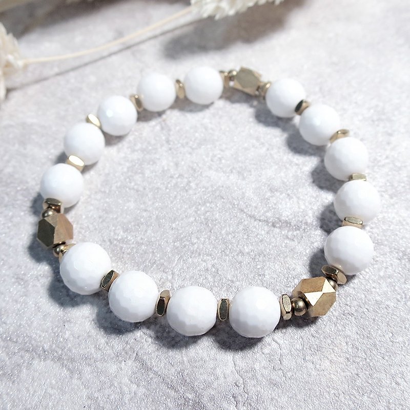 VIIART. White love song.砗磲 brass bracelet couple bracelets on the chain - สร้อยข้อมือ - โลหะ ขาว