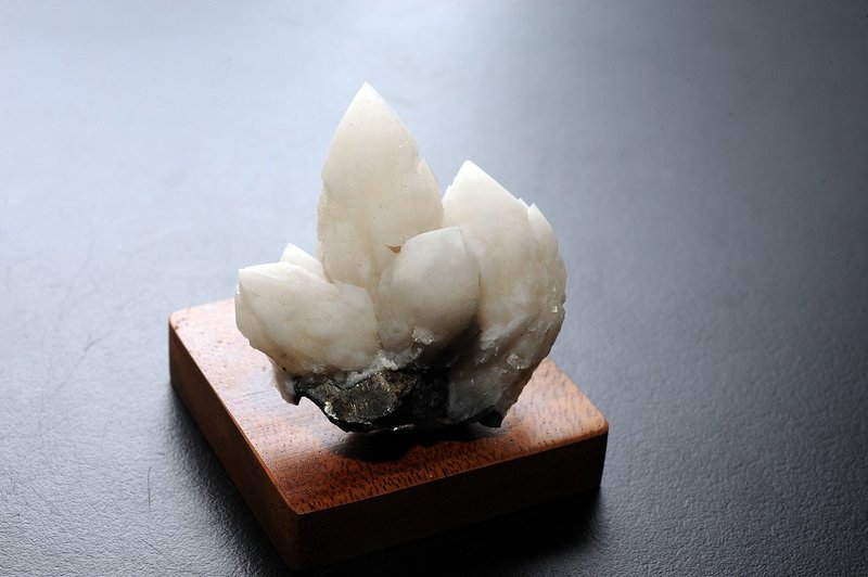 內蒙骨幹白水晶 礦石/水晶/靈修/開運/招財/破煞/防小人23 - 擺飾/家飾品 - 水晶 