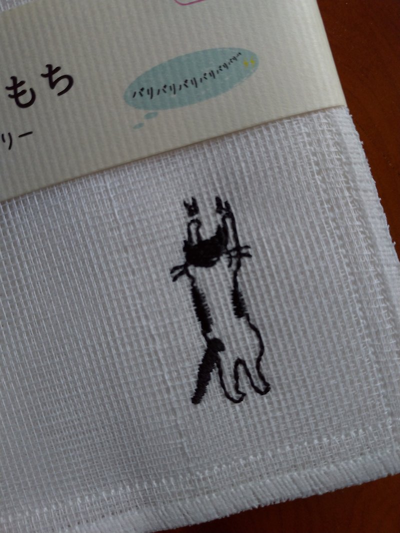 日本製の伝統的な蚊帳の質感と刺繡キッチンの家事布セット遊び心のある猫の散歩と引っ掻き - その他 - コットン・麻 ホワイト