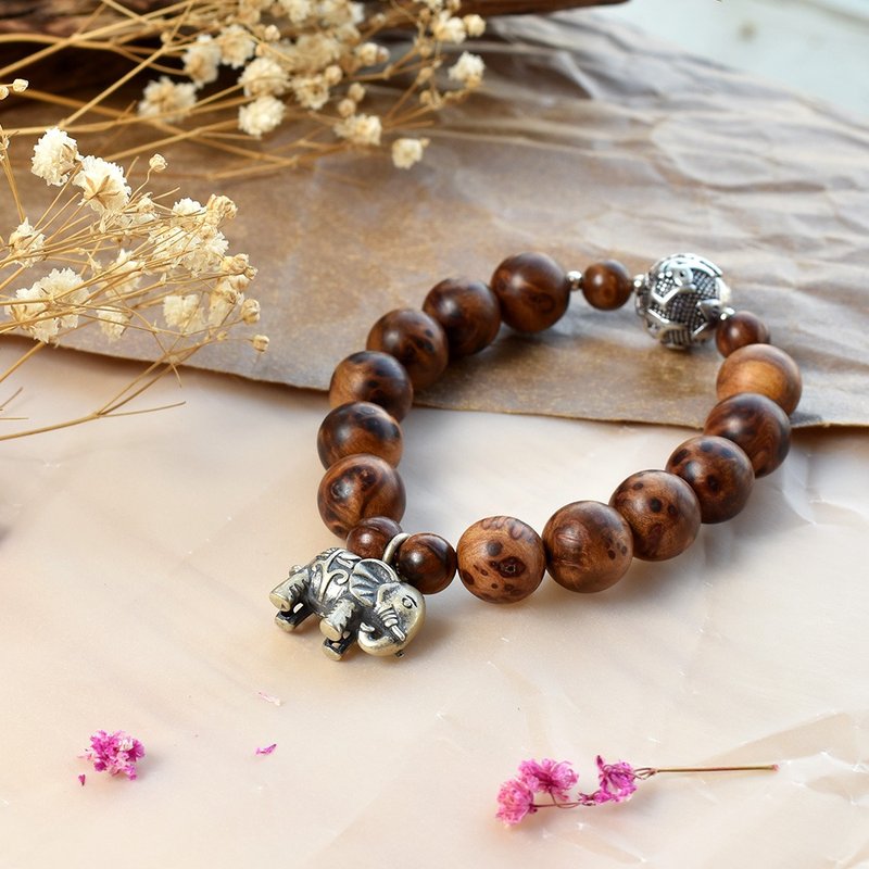 CYPRESS Xiao Nan tumor flower wooden safety bracelet - สร้อยข้อมือ - ไม้ สีนำ้ตาล