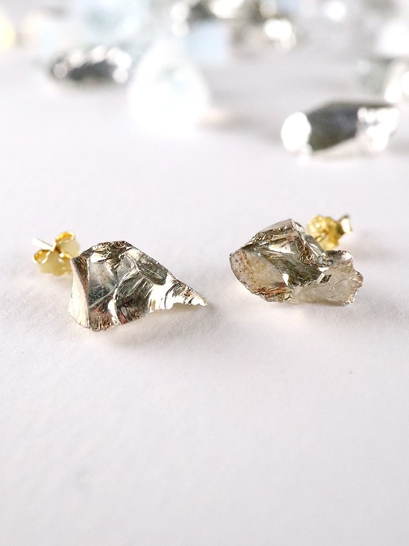 STAR STONE stud earrings - GOLD - Earrings & Clip-ons - Glass Gold