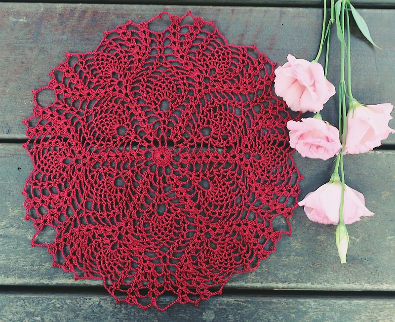 Hand made - luxury lace low-key warm pad - ของวางตกแต่ง - ผ้าฝ้าย/ผ้าลินิน สีแดง