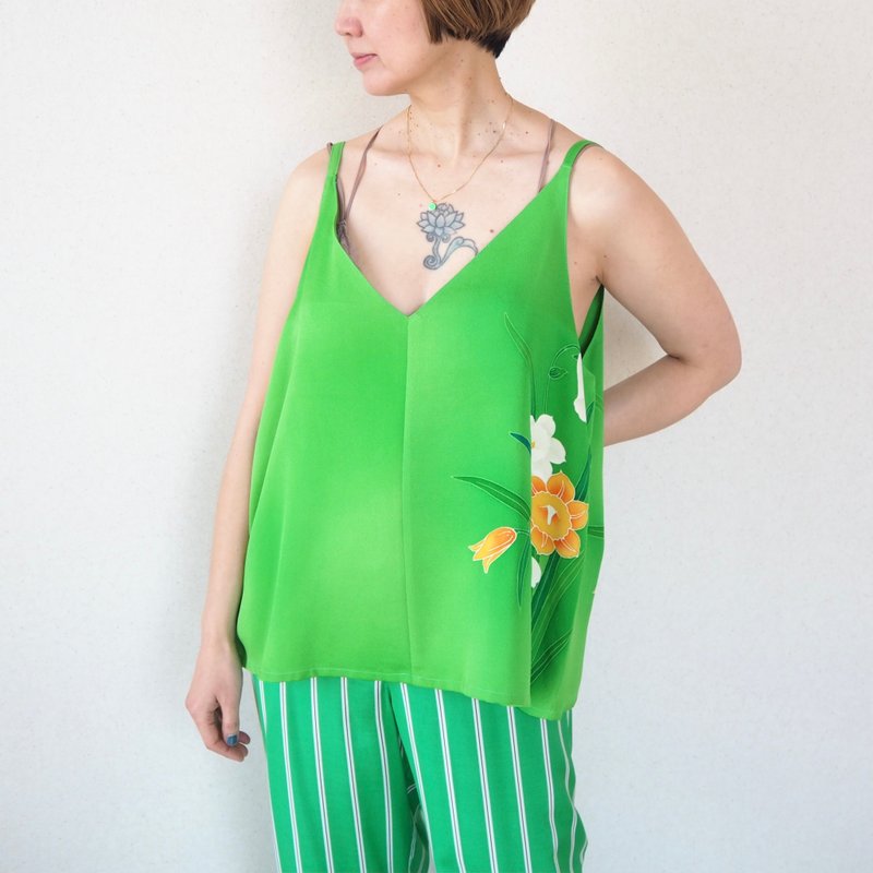 Kelly Green Silk Camisole, Relaxed Size L, Kimono Upcycle Luxury, Gift Idea - Women's Underwear - Silk 