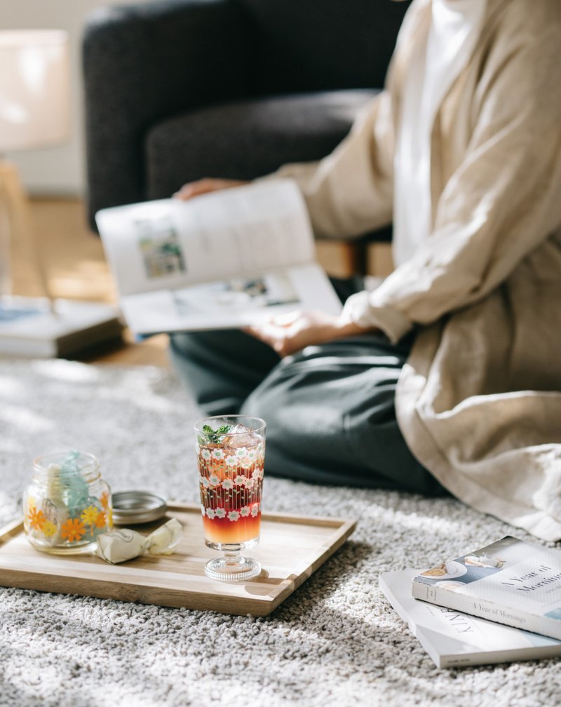 1904 Adelia Retro Legged Glass Rhapsody --Baby's Breath Showa Retro Tableware Miscellaneous Flower lover Retro Pop Print Glass Showa Glass - ขวดใส่เครื่องปรุง - แก้ว สีเขียว