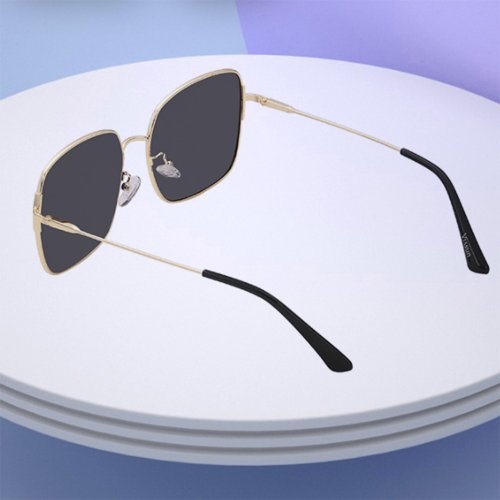 Free Shipping] Li Yitong's same UV-blocking polarized sunglasses/Weishang -  Shop Vinsun® weishang-cn Glasses & Frames - Pinkoi