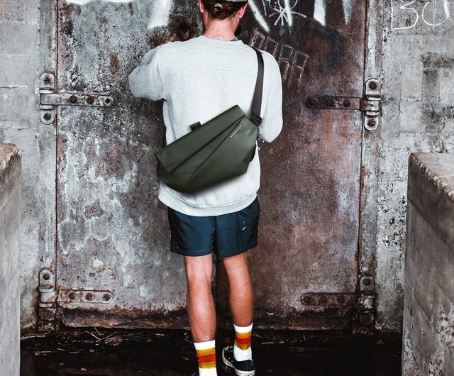 新品　NIID R1 sling bag black label ブラック NIID R1 Radiant Urban Sling