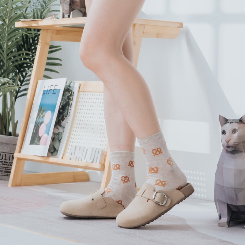 【復古文青】MIT舒適女拖鞋。真皮。杏霧沙8310 - 拖鞋 - 真皮 卡其色