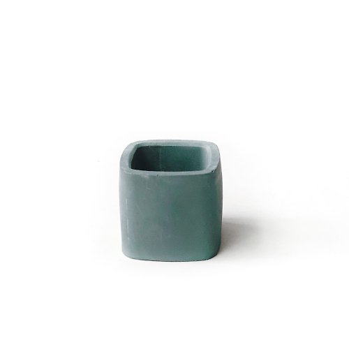 Ninan 泥喃｜水泥手作工作室 (預購) 莫蘭迪綠系列 | 小圓方純色水泥盆器 可搭同色系底盤