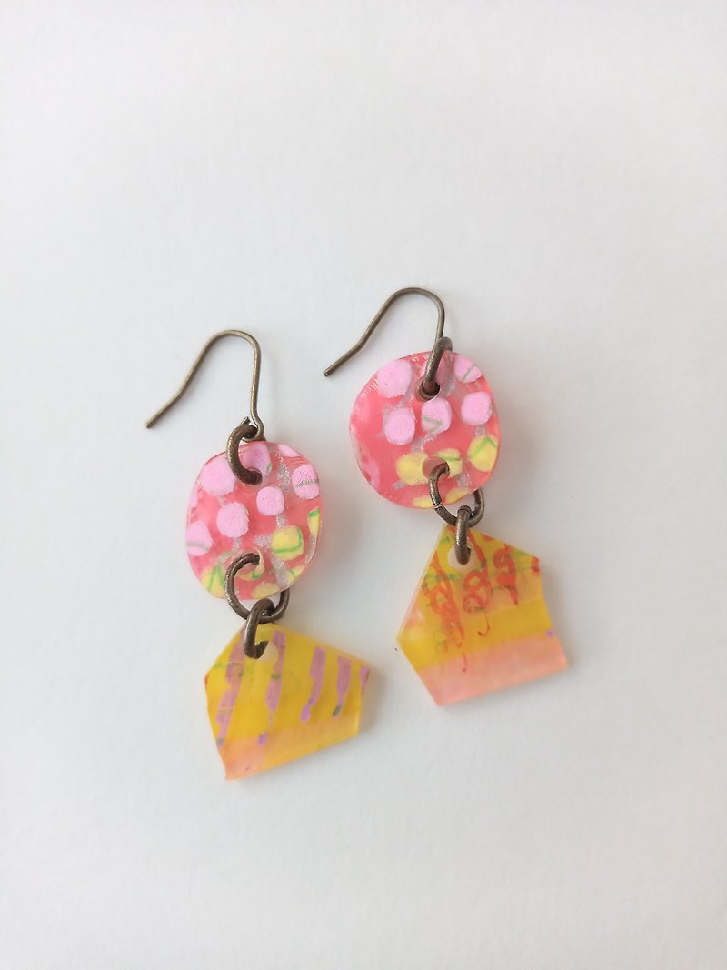 KAKERA two strands of rocking earrings colorful Moyou