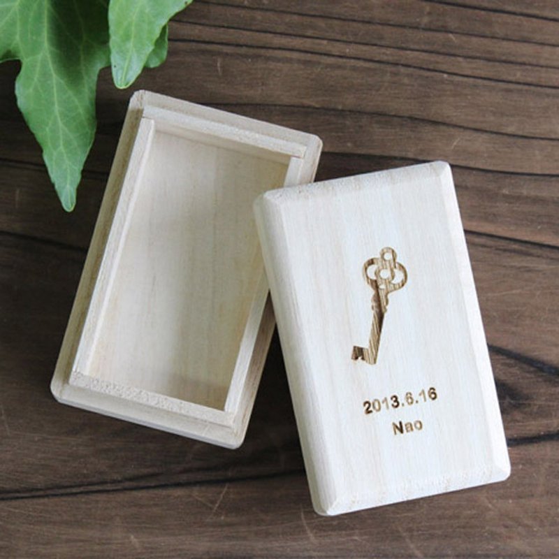 Insert name　Umbilical cord box　High quality　Using paulownia wood - Baby Gift Sets - Wood 