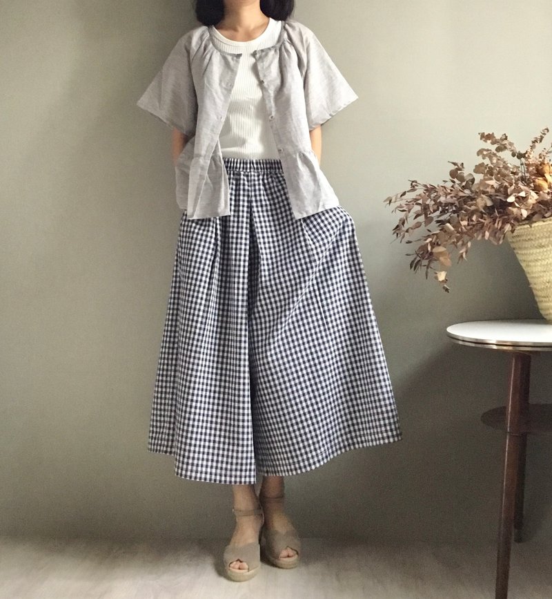 Sunny Day Girl/Navy Blue and White Small Plaid Large Pressed Linen and Linen Long Version Wide Pants Skirt - Skirts - Cotton & Hemp 