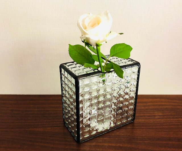 再販 ステンドグラス 花瓶 géométrique２ クリア - ショップ Le Petit Vitrier 花瓶・植木鉢 - Pinkoi