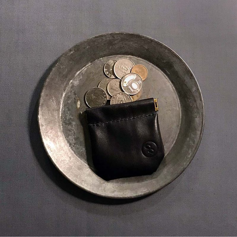 DUAL-Bullet coin purse/wire/ stamp/storage bag-black - กระเป๋าใส่เหรียญ - หนังแท้ สีดำ