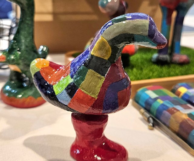 彫刻 工芸品 置物 手作り彫刻】一本足アヒル彫刻工芸品 No.9