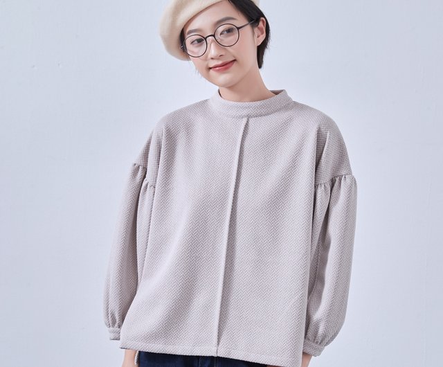 Volume, puff sleeves, long sleeve cut-and-sew jacquard material