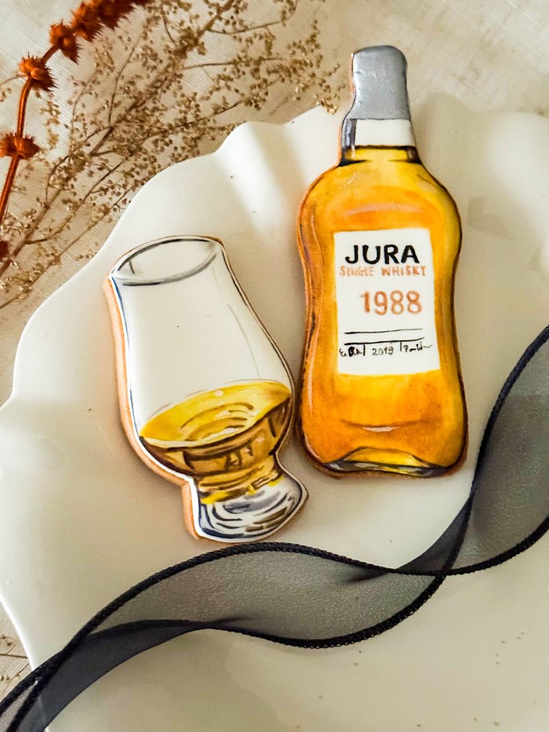 客製糖霜餅乾  Jura 威士忌酒款彩繪系列   酒瓶/酒杯 - 手工餅乾 - 新鮮食材 白色