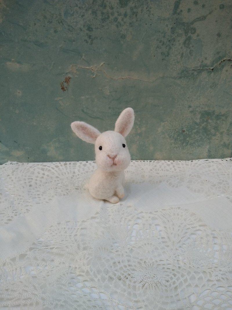 羊樂多羊毛氈樂園  白色兔子 - 公仔模型 - 羊毛 