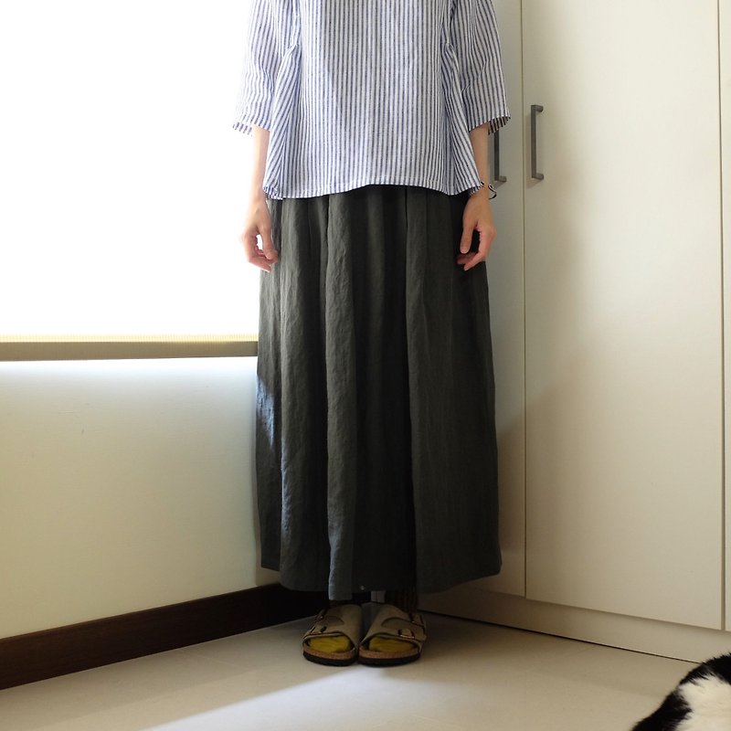 Daily hand-made clothing forest green pleated skirt linen - Skirts - Cotton & Hemp Green