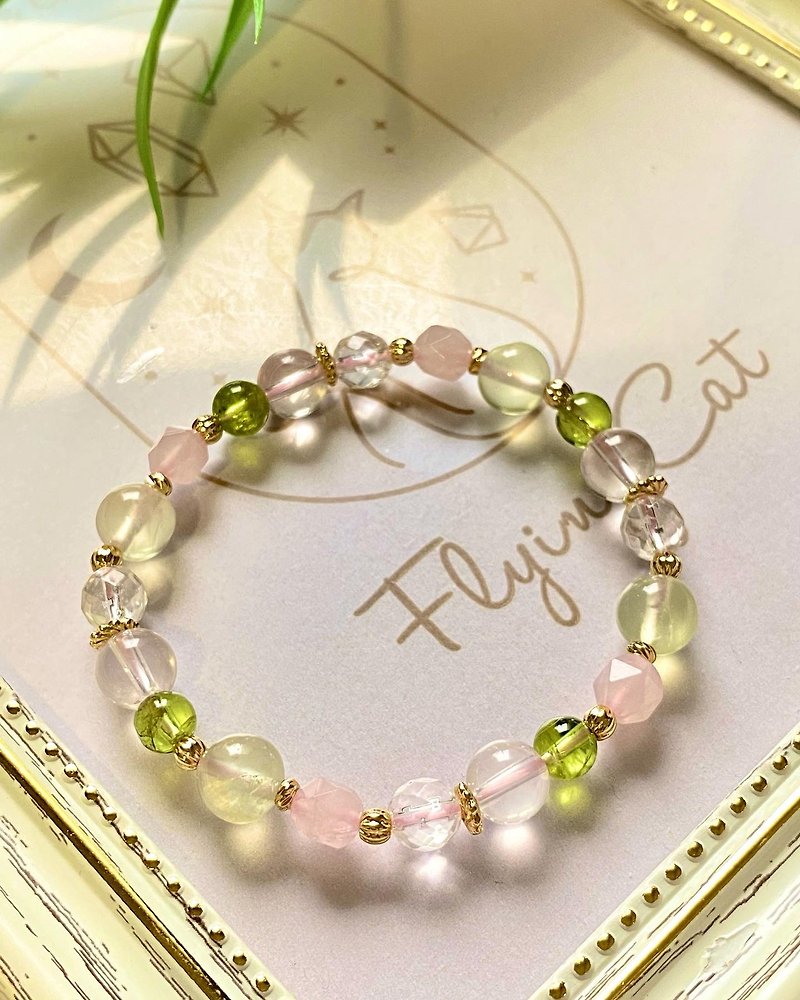 [Girlfriends bracelet. First Peach] Pink Crystal/Grape Stone/ Stone/White Crystal. You deserve to be loved. - Bracelets - Crystal Pink