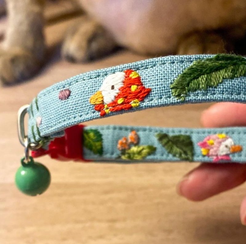 Auntie Duck's collar 1 - Collars & Leashes - Thread 