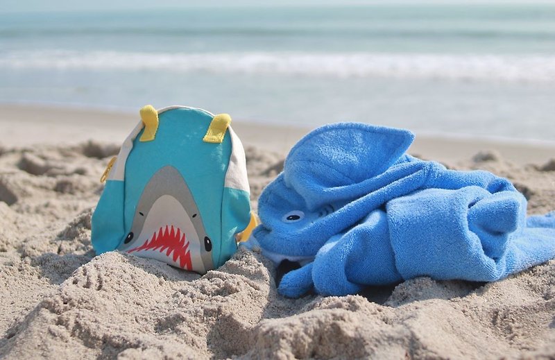 Fluf Zipper Lunch-Shark - กระเป๋าถือ - ผ้าฝ้าย/ผ้าลินิน สีน้ำเงิน