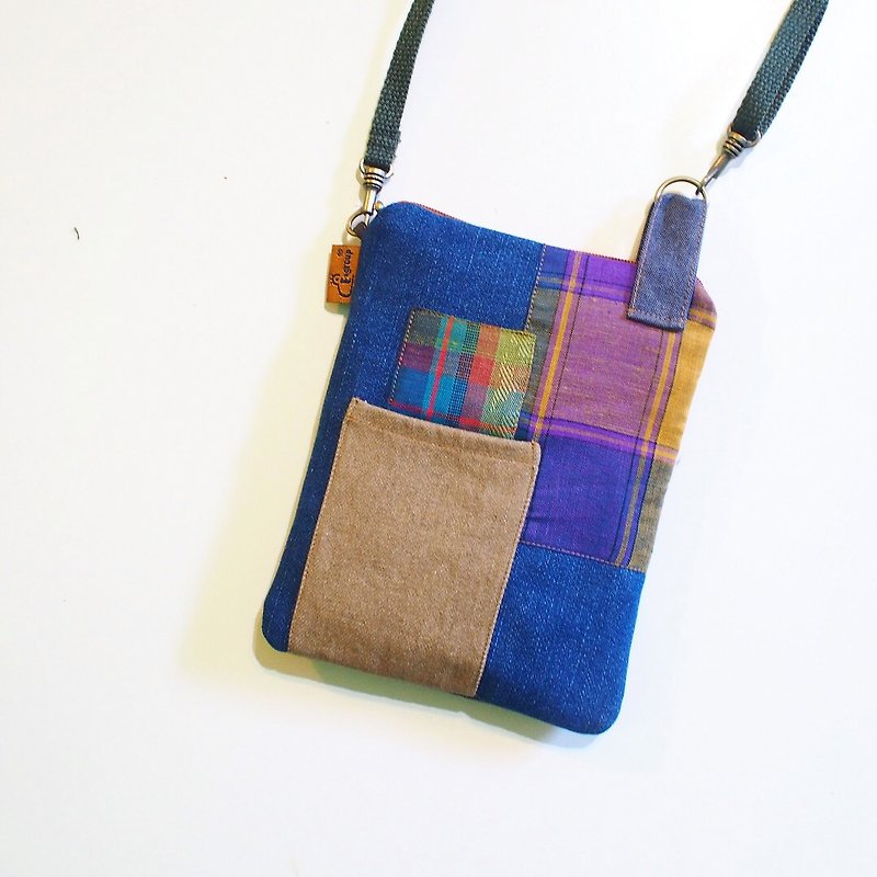 E*group square patchwork small object bag dark blue tannin color mobile phone bag passport bag - Luggage & Luggage Covers - Cotton & Hemp Blue