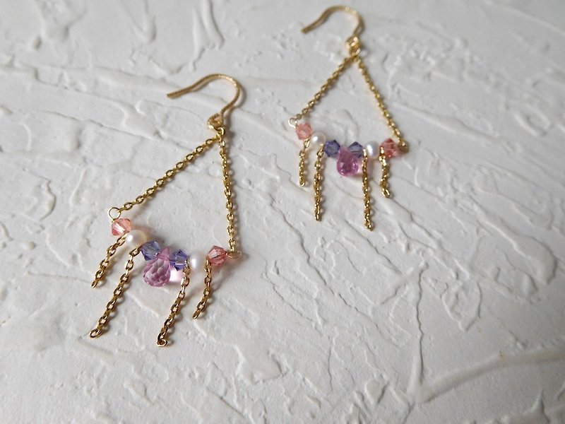 Bag 14K twist small hook pink Gemstone tassel earrings (can be changed to clip type) - ต่างหู - กระดาษ สึชมพู