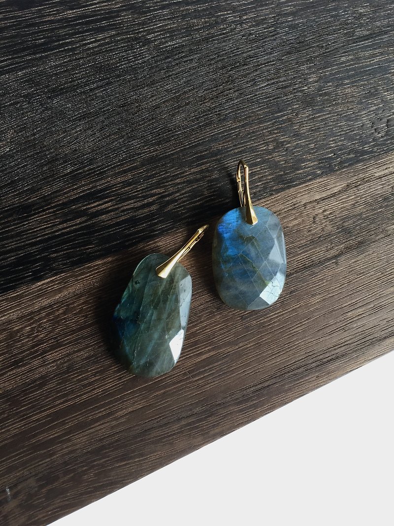 Labradorite big earring hook-earring SV925 - 耳環/耳夾 - 石頭 藍色